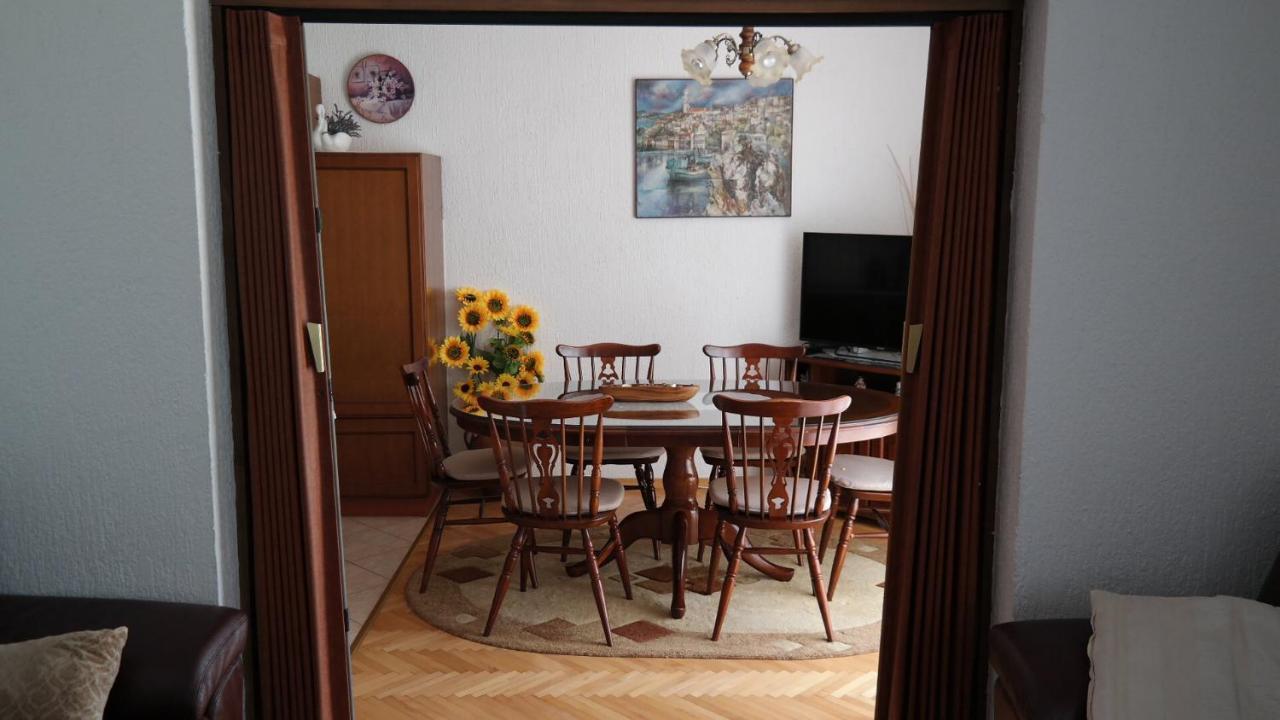 Apartman Ana Нови Винодолски Екстериор снимка
