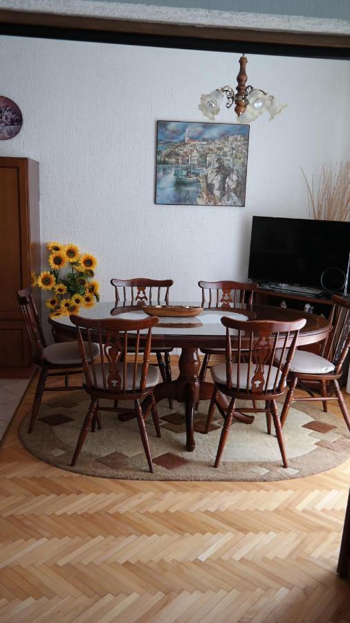 Apartman Ana Нови Винодолски Екстериор снимка