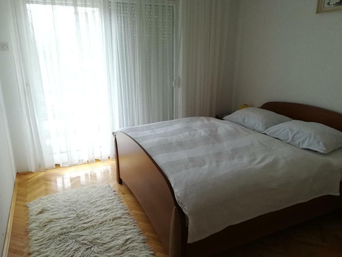 Apartman Ana Нови Винодолски Екстериор снимка